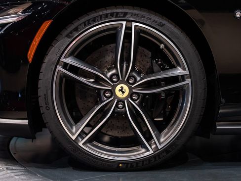 Used 2026 Ferrari Roma Spider RWD image 13