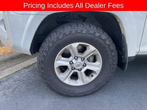Used 2023 Toyota 4Runner SR5 AWD/4WD image 2