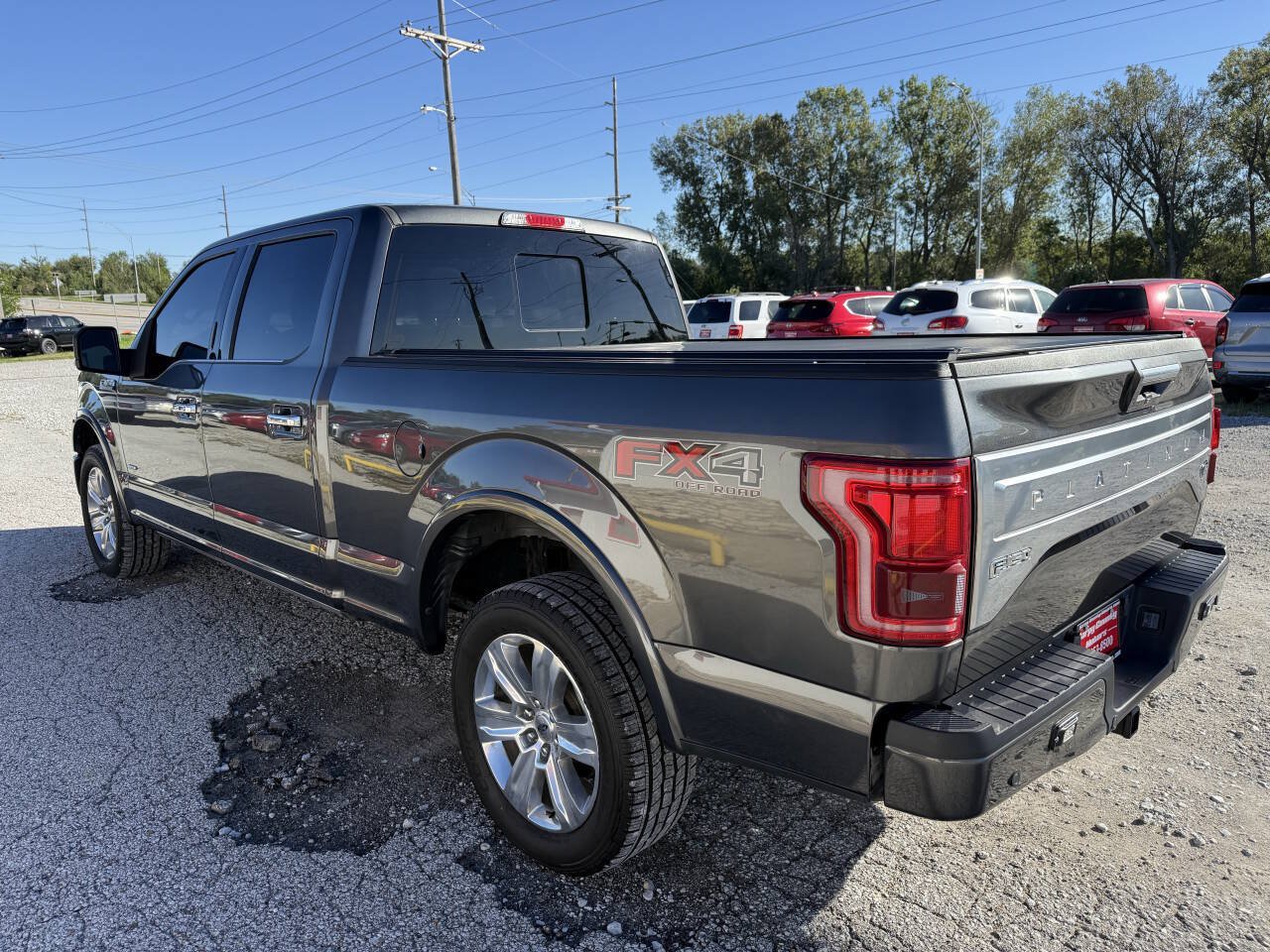 Used 2017 Ford F150 Platinum w/ Equipment Group 701A Luxury AWD/4WD image 5