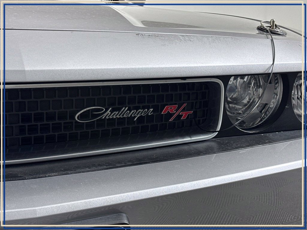 Used 2014 Dodge Challenger R/T w/ Sound Group II RWD image 4