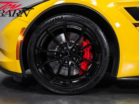 Used 2019 Chevrolet Corvette Grand Sport w/ Carbon Flash Badge Package RWD image 23