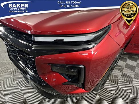 Certified 2024 Chevrolet Traverse RS image 35