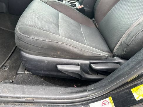 Used 2019 Toyota Corolla LE FWD image 17