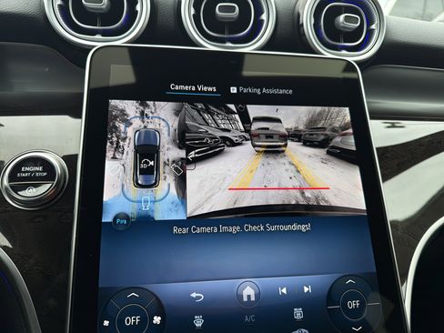 Used 2026 Mercedes-Benz GLC 300 4MATIC image 23