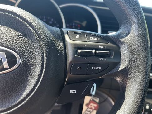 Used 2015 Kia Optima LX FWD image 22