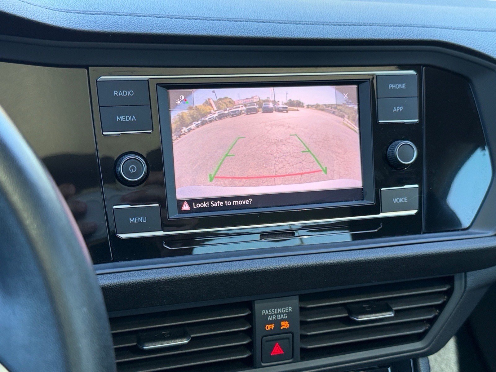 Used 2023 Volkswagen Jetta SE FWD image 26