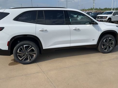 New 2026 Buick Enclave Sport Touring w/ Super Cruise Package FWD image 2