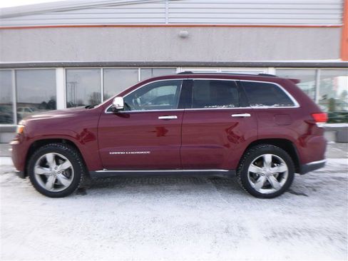 Used 2016 Jeep Grand Cherokee Summit w/ Skid Plate Group image 2