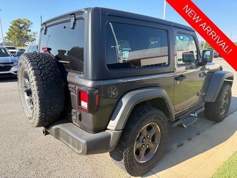 Used 2021 Jeep Wrangler Sport AWD/4WD image 4