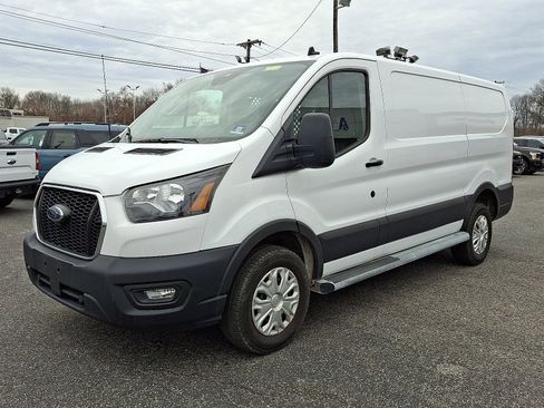 Certified 2023 Ford Transit 250 Low Roof w/ Exterior Upgrade Package RWD image 3