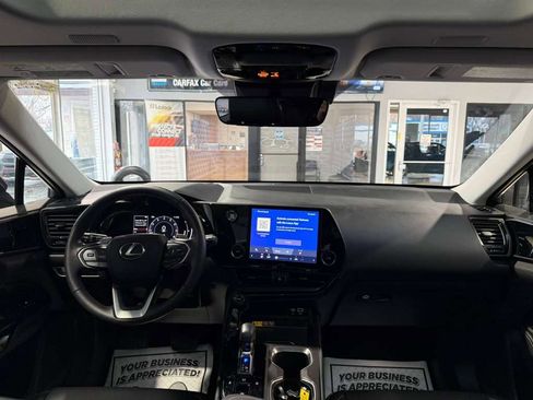 Used 2025 Lexus NX 250 FWD image 23