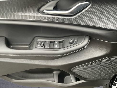 New 2025 Jeep Grand Cherokee L Laredo w/ Luxury Tech Group I image 8