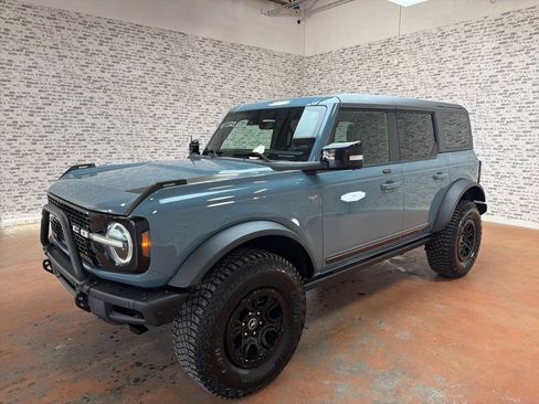 Used 2021 Ford Bronco First Edition AWD/4WD image 3