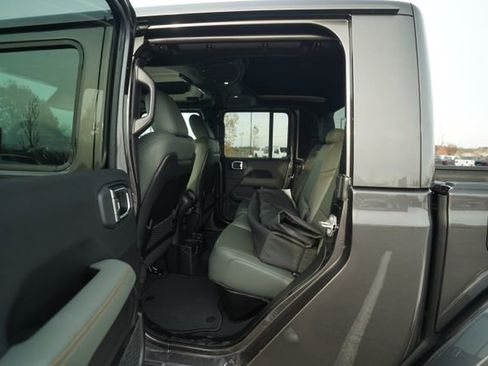 New 2026 Jeep Gladiator Mojave image 14