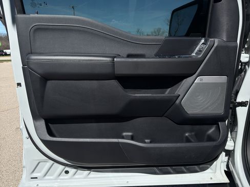 Used 2024 Ford F150 Lariat image 19