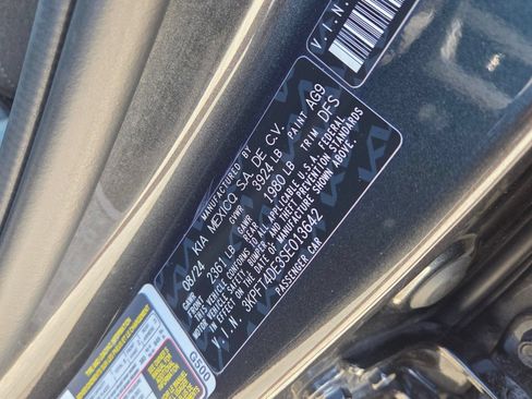 Used 2025 Kia K4 FWD image 18
