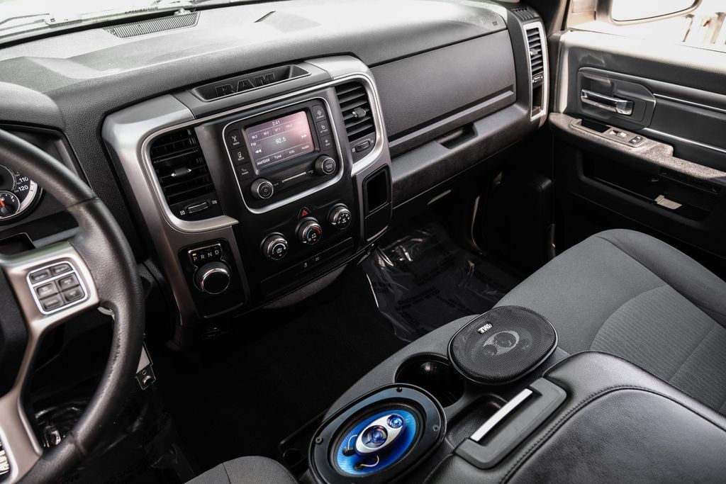 Used 2022 RAM 1500 Classic SLT RWD image 19