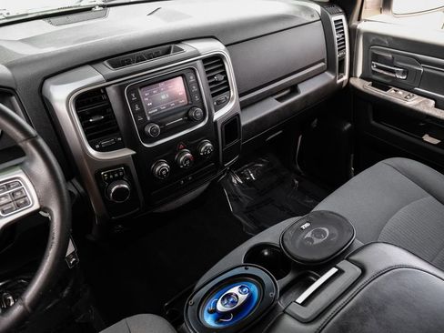 Used 2022 RAM 1500 Classic SLT RWD image 19