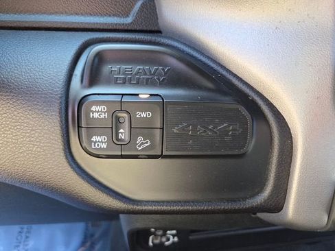 Used 2024 RAM 2500 Big Horn w/ Off Road Package AWD/4WD image 31