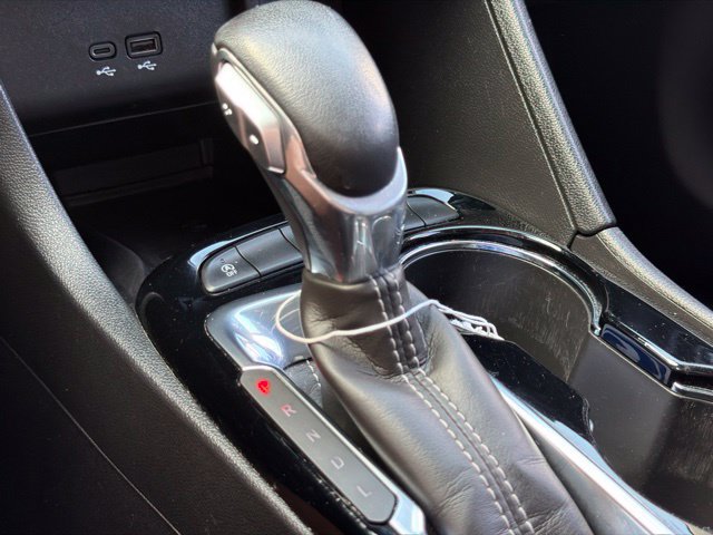 Used 2024 Buick Encore GX Sport Touring w/ Advanced Technology Package FWD image 27