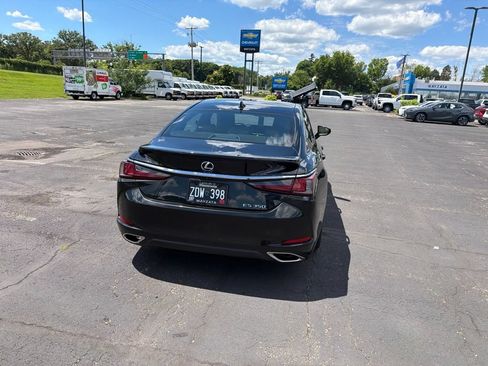 Used 2022 Lexus ES 350 Ultra Luxury w/ Accessory Package 2 FWD image 38