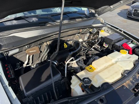 Used 2011 Jeep Liberty Sport image 32