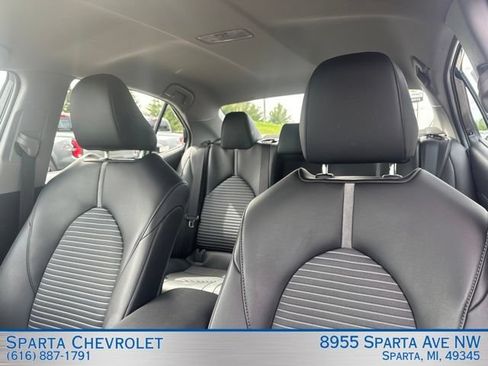 Used 2024 Toyota Camry SE FWD image 14