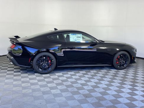 New 2025 Ford Mustang GT w/ GT Performance Package image 6