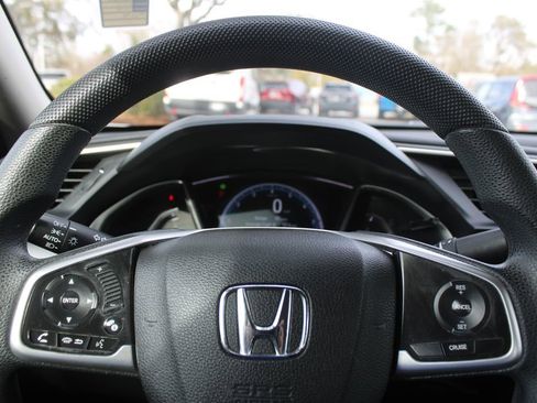 Used 2018 Honda Civic EX image 25