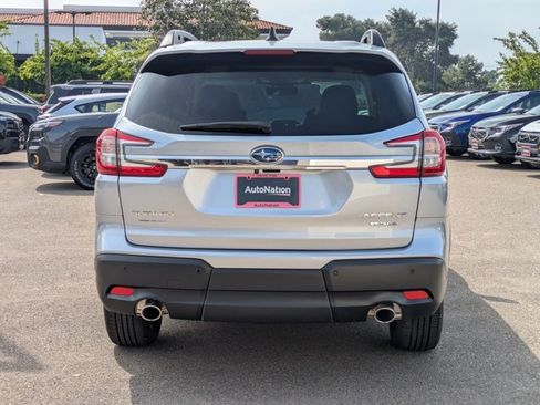 New 2026 Subaru Ascent Limited image 8