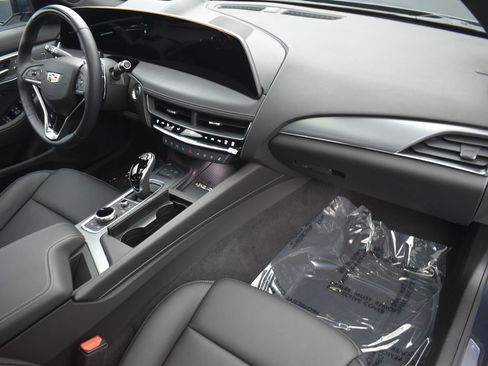 Used 2025 Cadillac CT5 Premium Luxury w/ Technology Package image 32