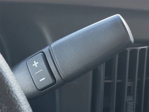 Used 2020 GMC Savana 3500 image 29