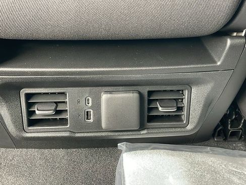 New 2026 GMC Sierra 1500 Elevation image 16