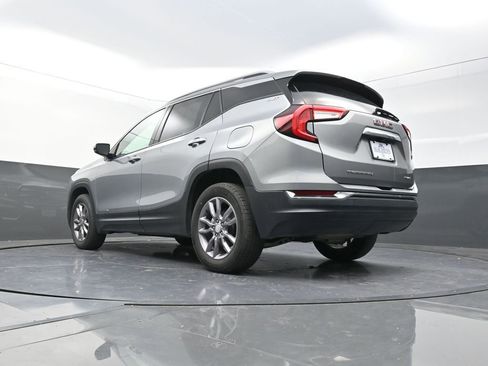 Used 2023 GMC Terrain SLT image 26