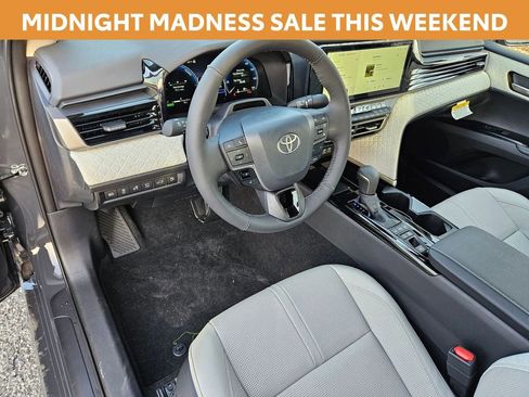 New 2026 Toyota Camry XLE image 9