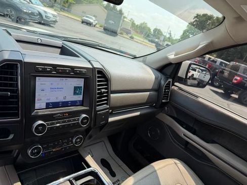 Used 2021 Ford Expedition Max Limited AWD/4WD image 34