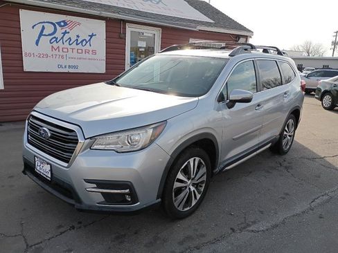 Used 2019 Subaru Ascent Limited image 2