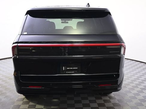 New 2027 Lincoln Navigator Reserve AWD/4WD image 5