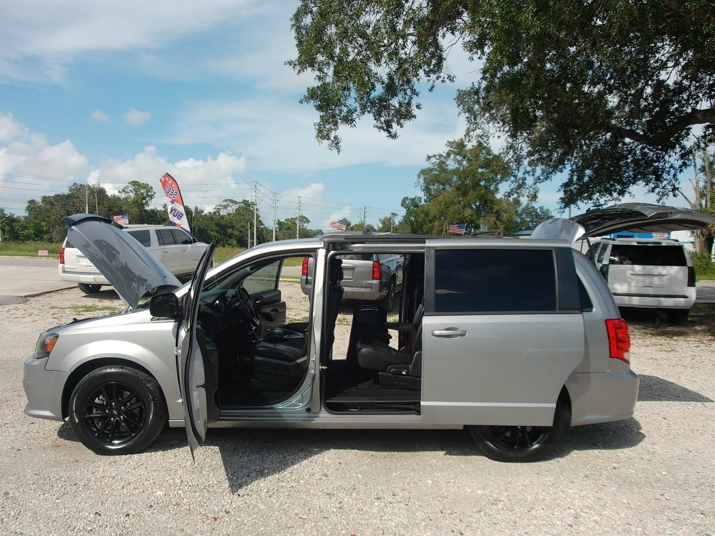 Used 2019 Dodge Grand Caravan GT FWD image 9
