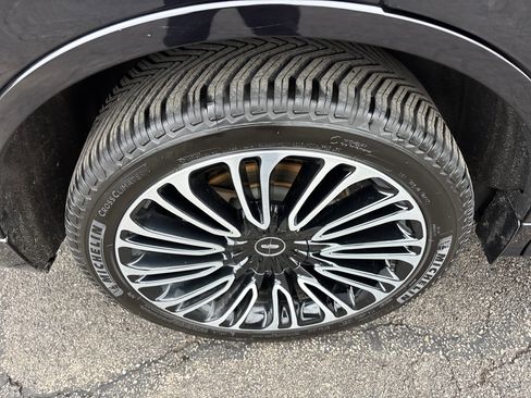 Used 2023 Lincoln Aviator Black Label w/ Dynamic Handling Package image 10