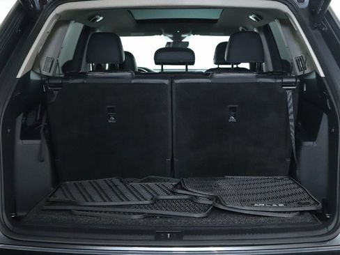 Used 2023 Volkswagen Atlas SEL Premium image 40