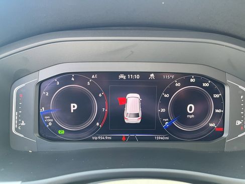 Used 2023 Volkswagen Atlas SEL image 24