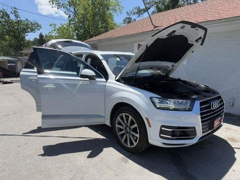 Used 2018 Audi Q7 3.0T Premium Plus w/ Premium Plus Package AWD/4WD image 8