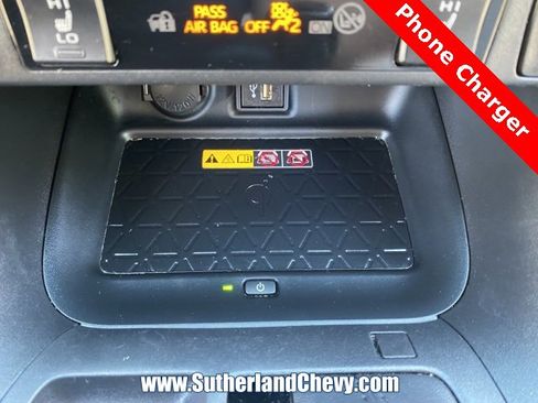 Used 2024 Toyota RAV4 XLE Premium image 33