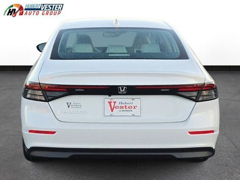New 2025 Honda Accord LX image 7