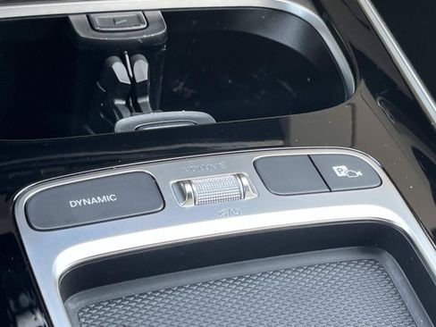Certified 2025 Mercedes-Benz GLA 250 image 33