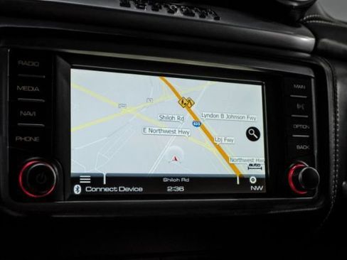 Used 2015 Ferrari California T image 26