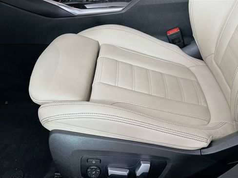 Used 2021 BMW 330e w/ Convenience Package image 20