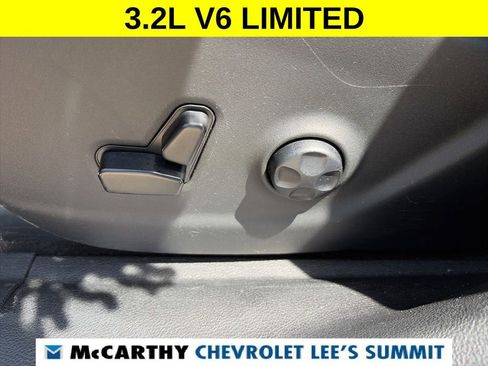 Used 2019 Jeep Cherokee Limited AWD/4WD image 42