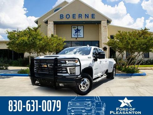 Used 2023 Chevrolet Silverado 3500 High Country w/ Technology Package AWD/4WD image 1